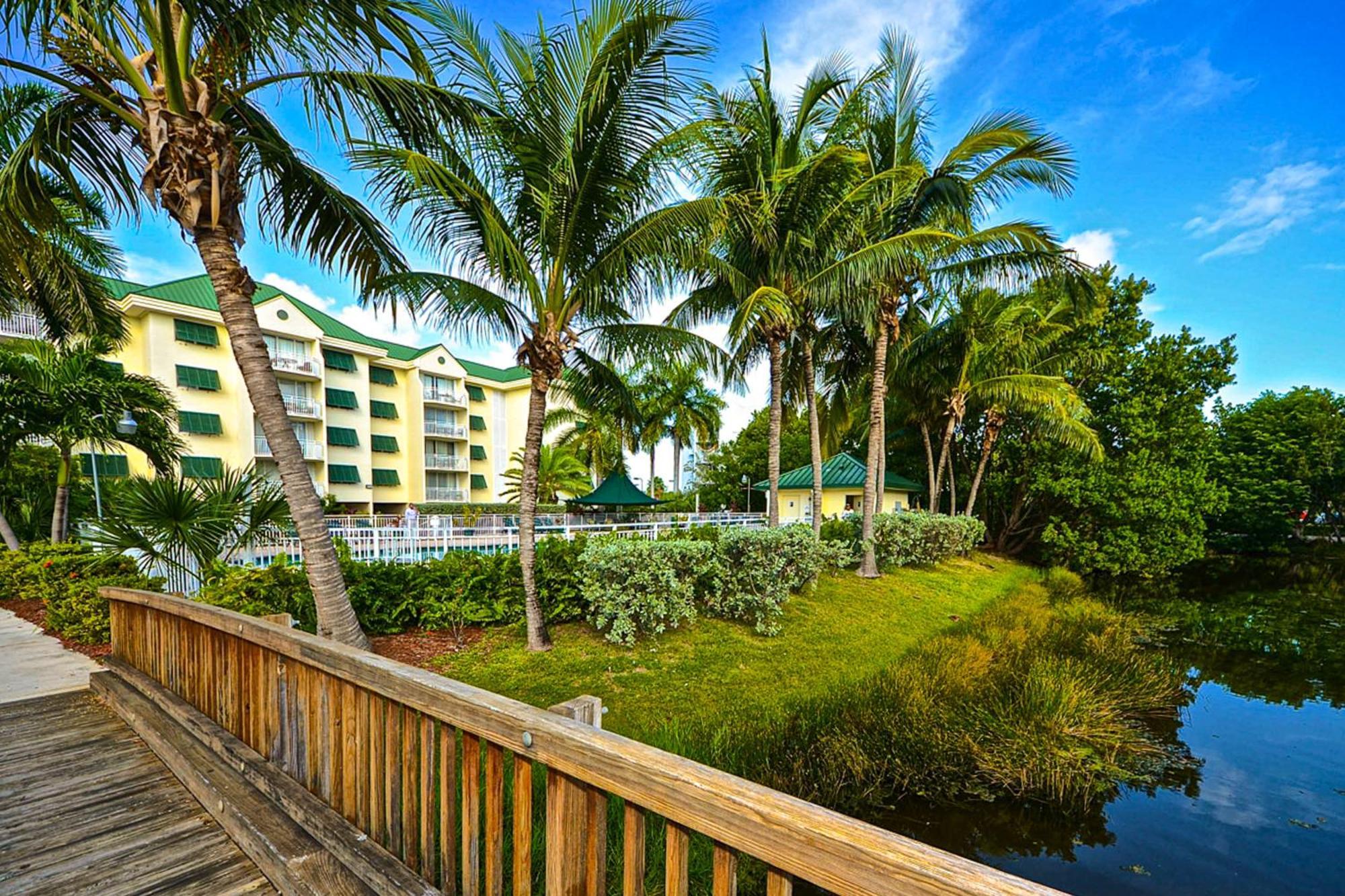 Sunrise Suites Barbados Suite #204 基韋斯特 外观 照片